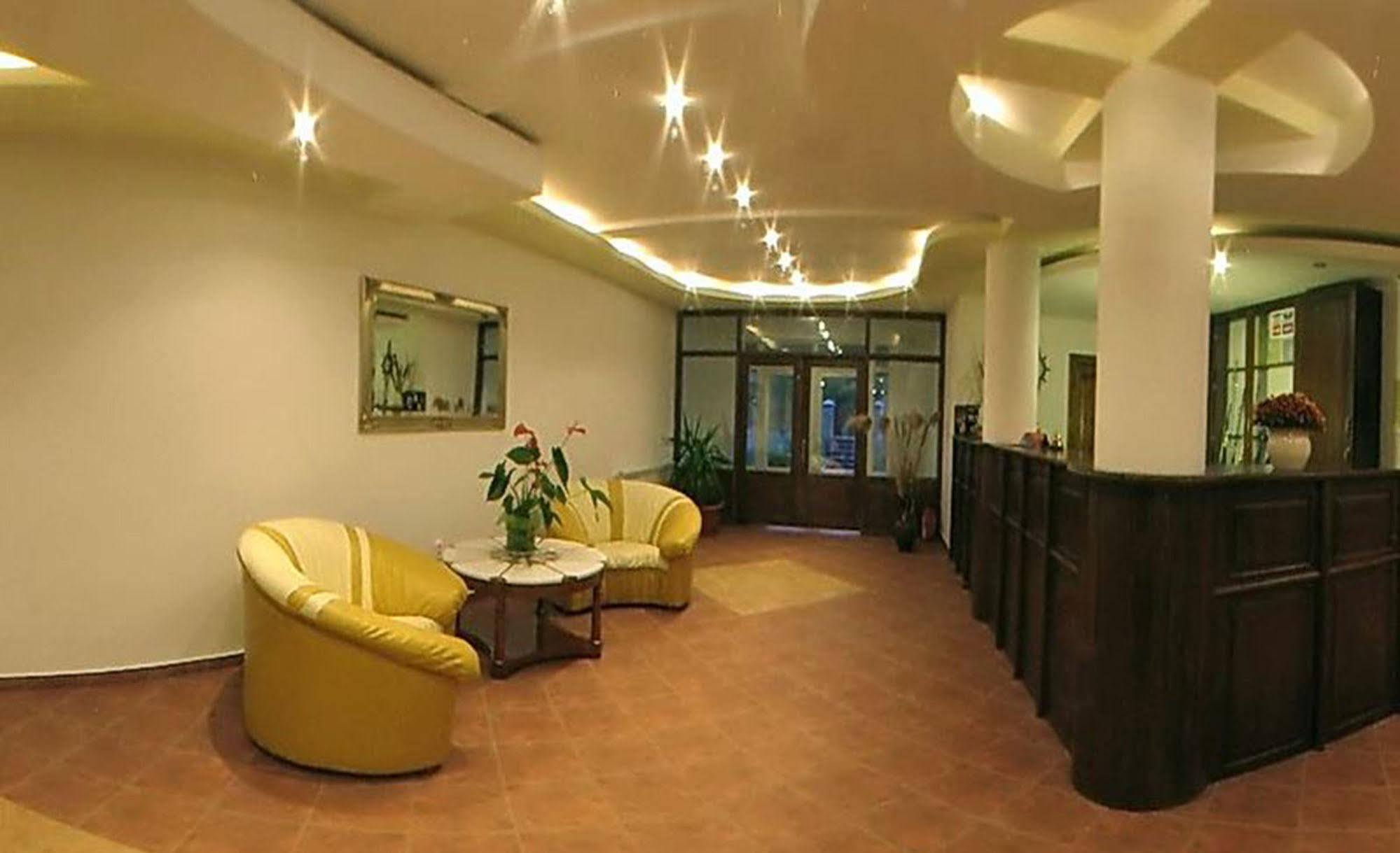 Hotel Wels Băltenii de Sus Extérieur photo