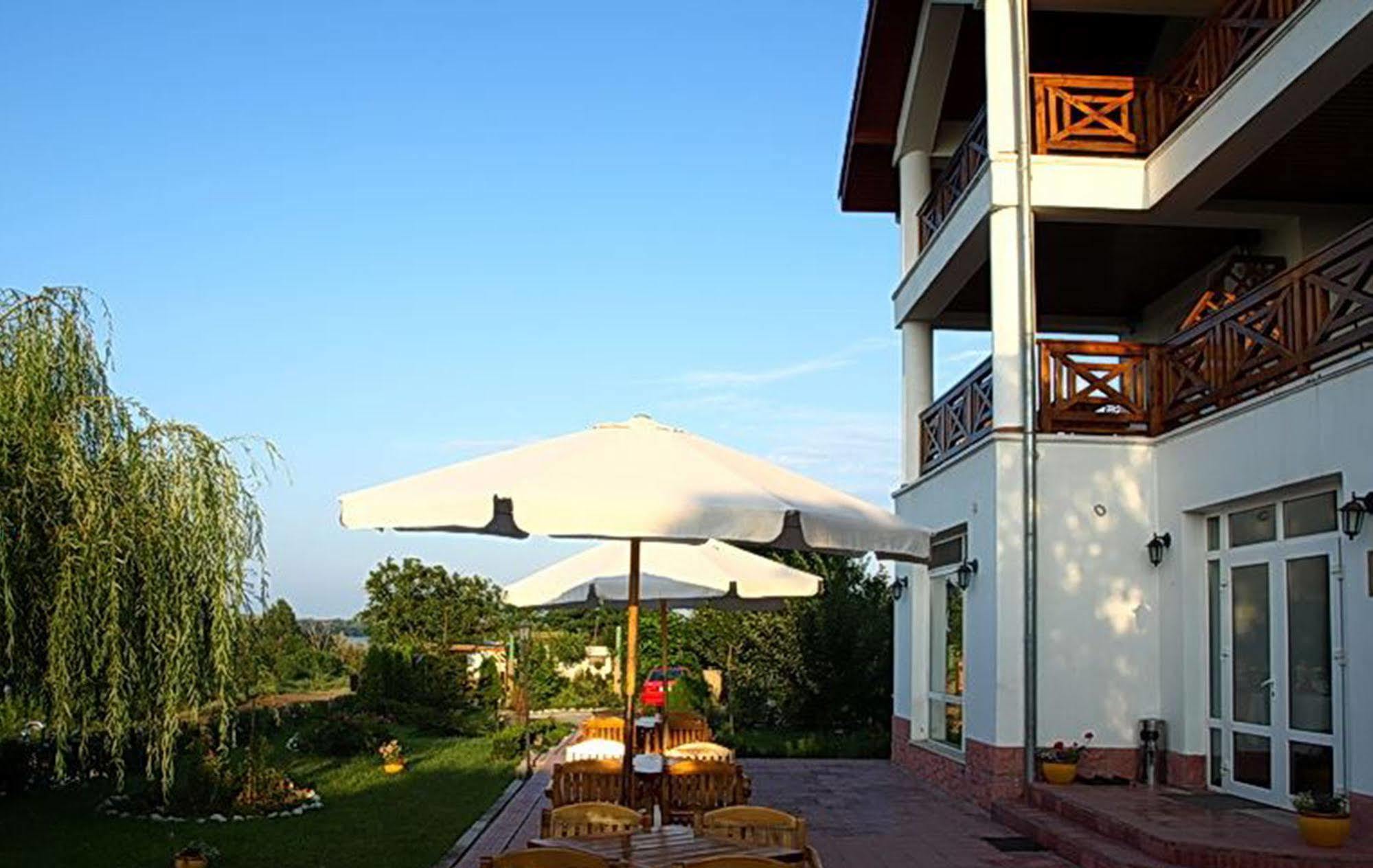 Hotel Wels Băltenii de Sus Extérieur photo
