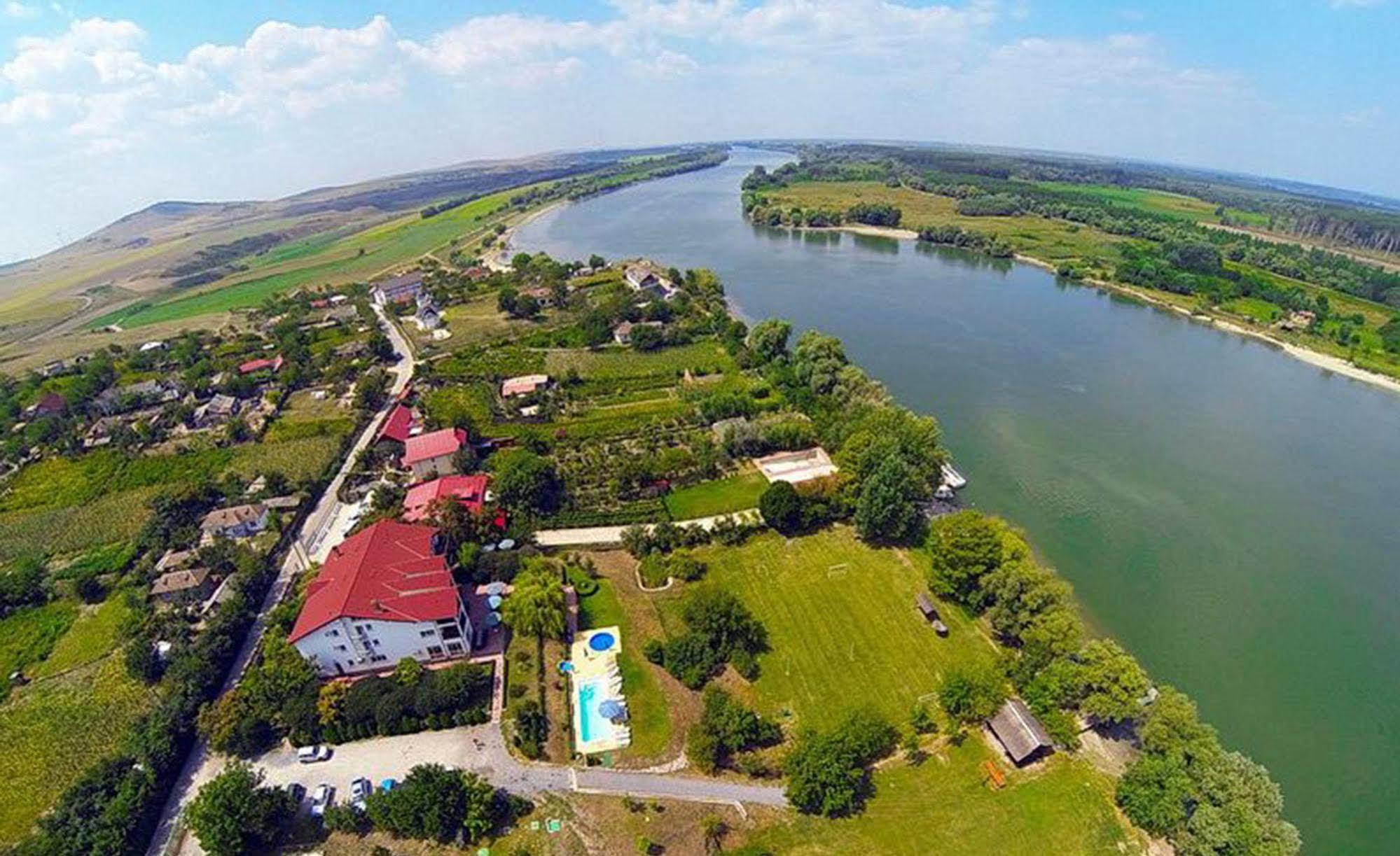 Hotel Wels Băltenii de Sus Extérieur photo